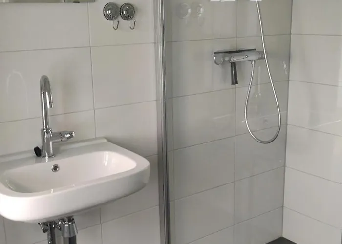 Grazelands - Overnachten Midden In De Semesterbostad Keent